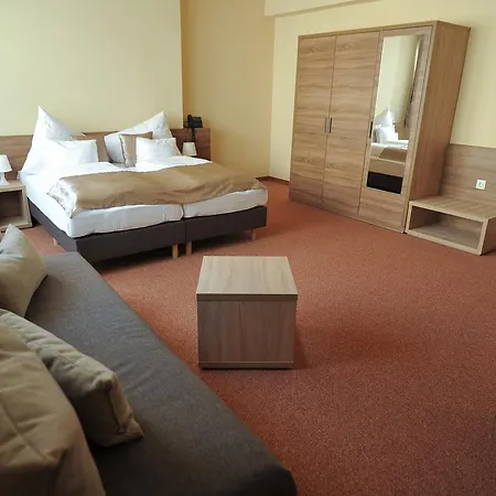 Hotel Centrooms Eger