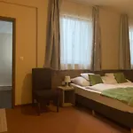 Centrooms Hotell Eger