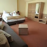 Hotel Centrooms Eger