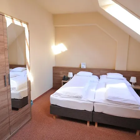 Centrooms Hotel