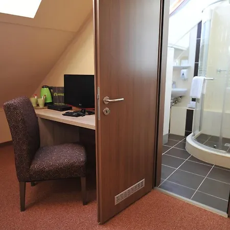Hotell Centrooms Eger