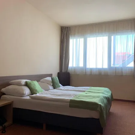 Centrooms Hotel *