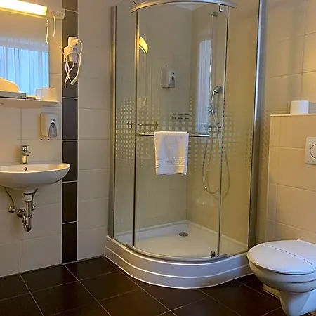 Centrooms Hotell *