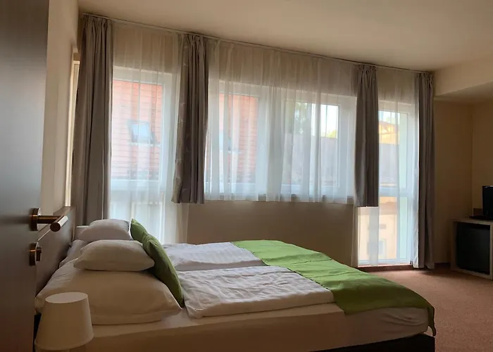 Hotel Centrooms Eger